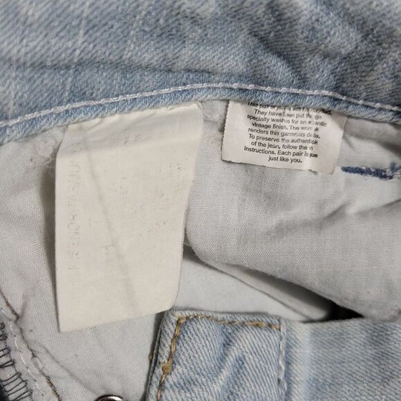 l.e.i Ashley Trouble Blue Light Wash Flare Leg Paint Splatter Jeans Y2K - Picture 9 of 9